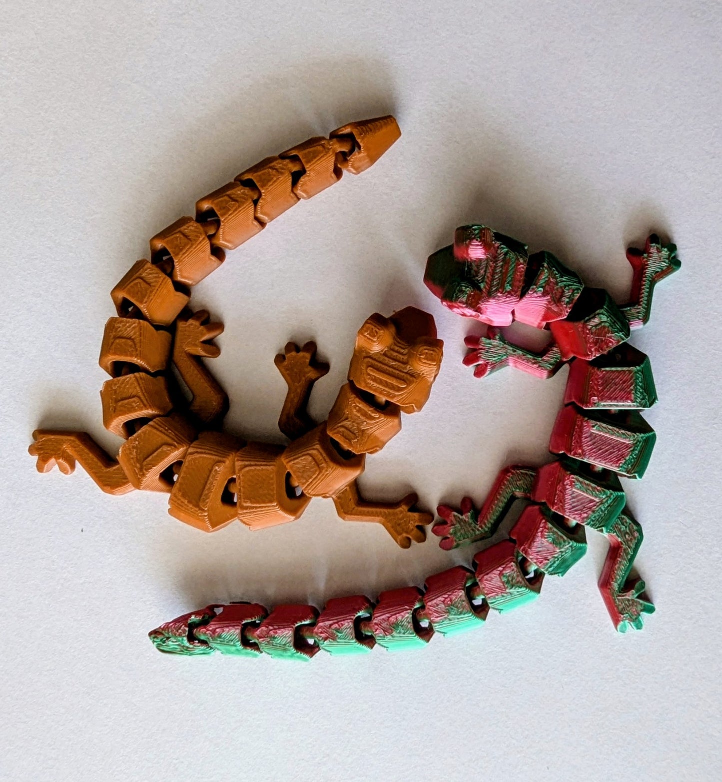 動く3Dプリントヤモリ