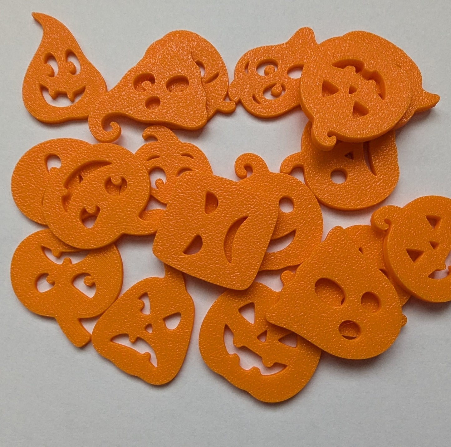 ハロウィン3Dプリントかぼちゃフェイスセット（9種類入り）